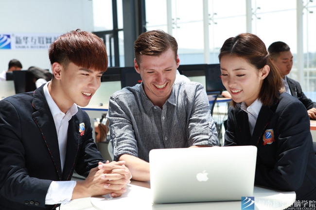 網(wǎng)絡(luò)安全人才缺口大 年薪10萬到30萬占六成