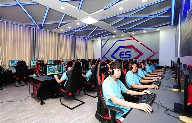 電子競技就是打游戲?NO!